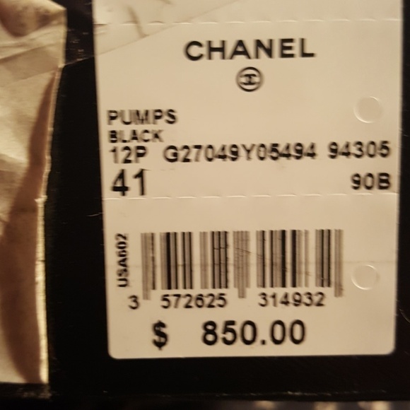 CHANEL black paten leather pumps - Picture 7 of 10